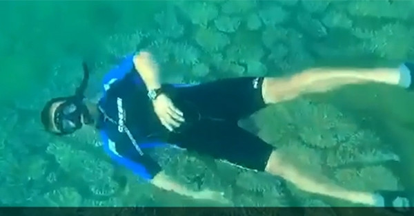 12 năm lặn biển nhặt rác