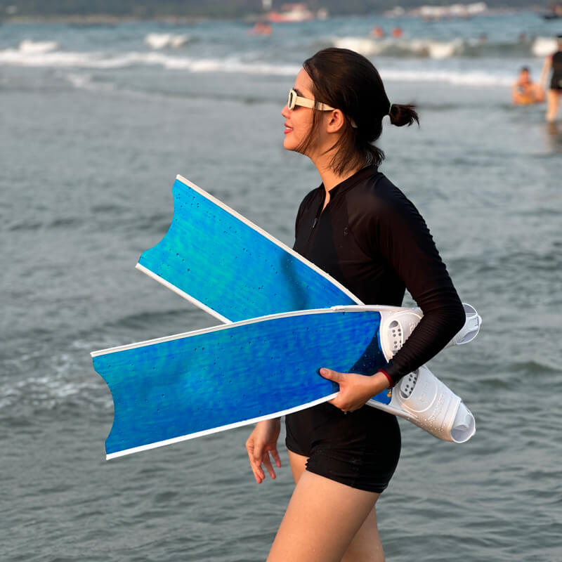 Cho thuê fins leaderfins